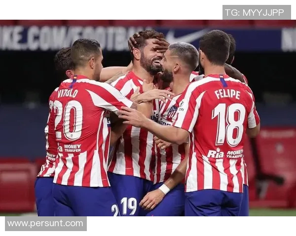 马德里竞技主场迎战格兰纳达争夺西甲关键三分的激烈对决